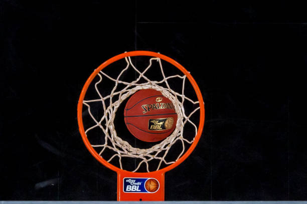 们出色的战 们出色的战