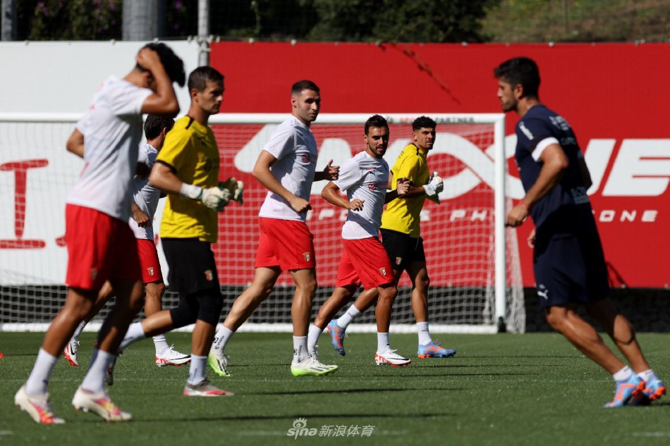 球员注册工 球员注册工