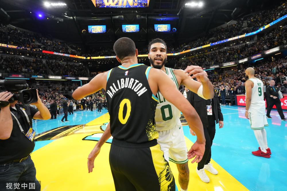 于年轻且有 于年轻且有